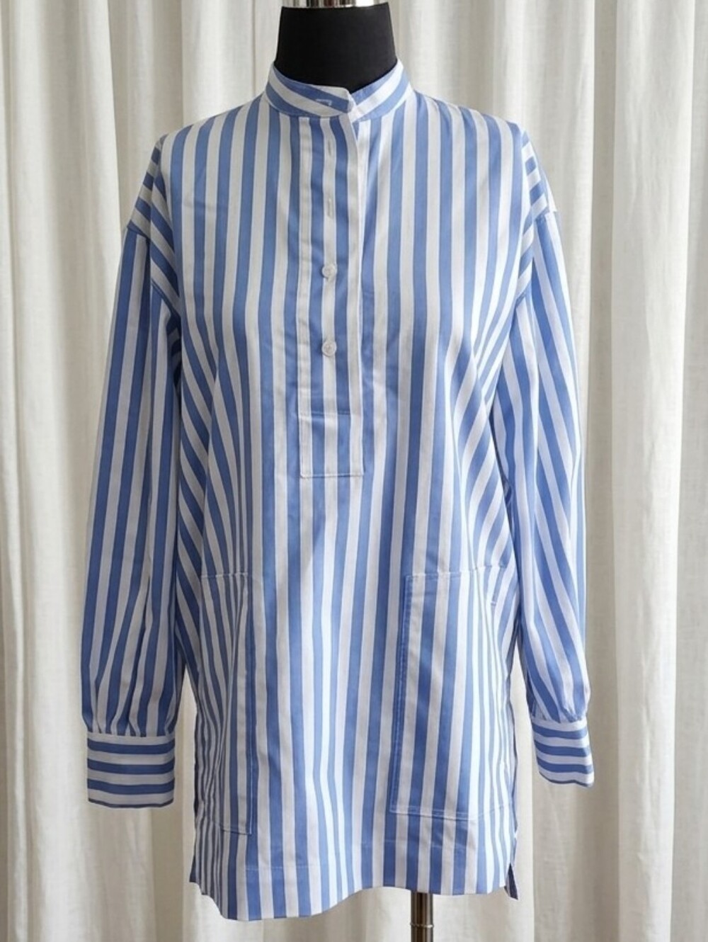 Club Monaco Light Blue and White Vertical Stripe Button-Down Shirt